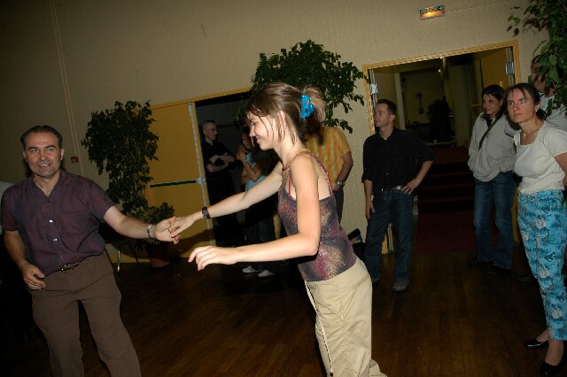 min 2005 09 17 esp arts 100
